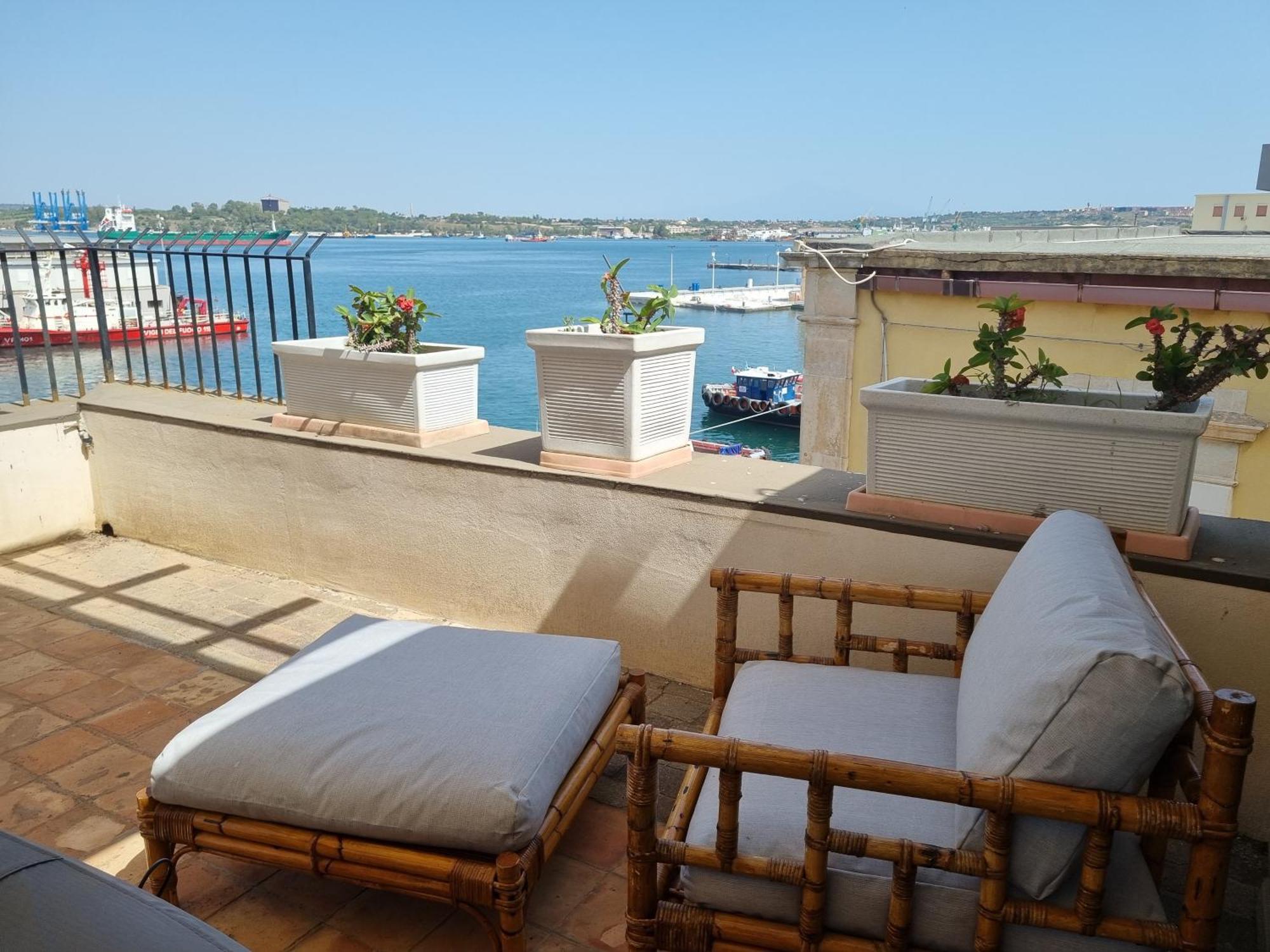 Villa Sul Molo Tra Siracusa E Catania Augusta Room photo